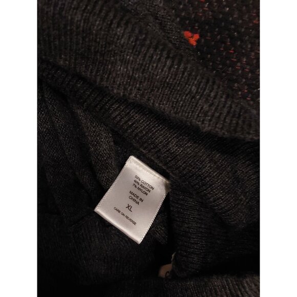 New York & Company XL Gray V-Neck Sequin Embellished Lightweight Knit Top - Picture 8 of 11